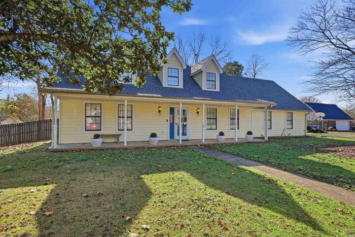 Property Photo:  1 Manchester Drive  AR 72034 