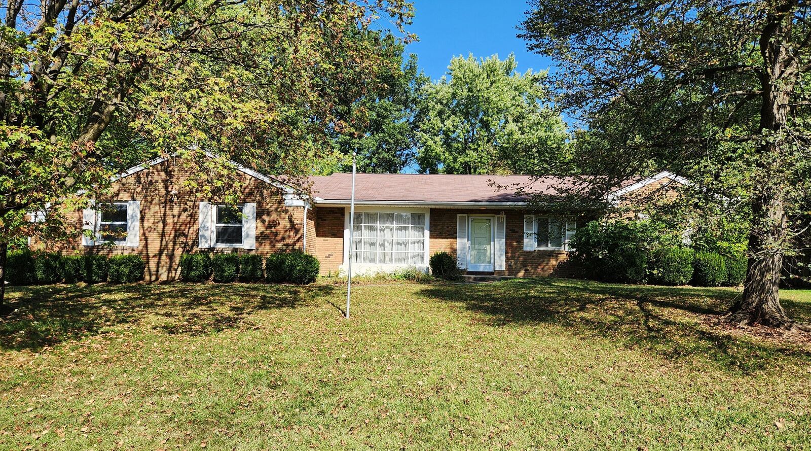 Property Photo: 6258 Peach Tree Road OH 43213