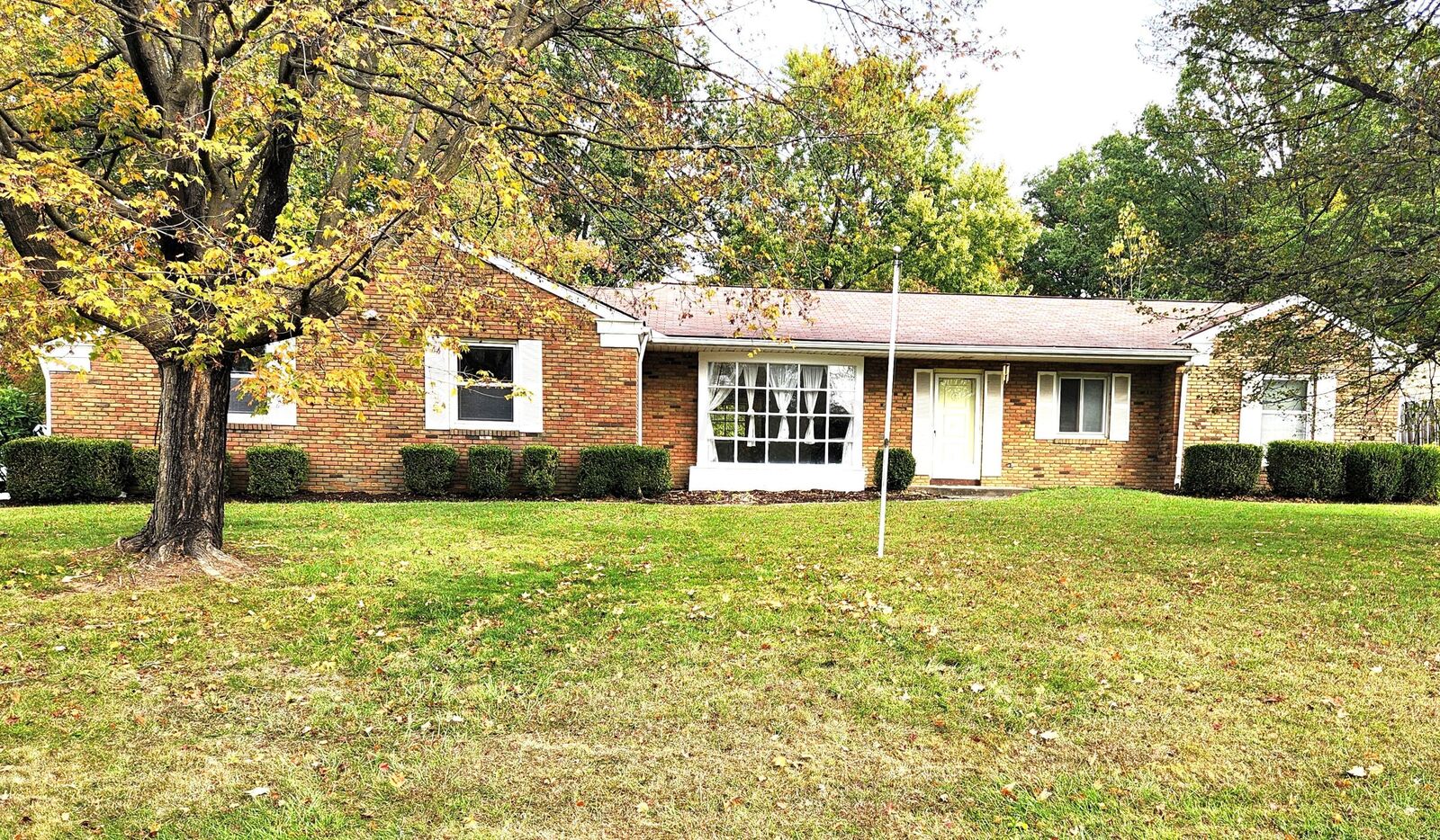 Property Photo: 6258 Peach Tree Road OH 43213