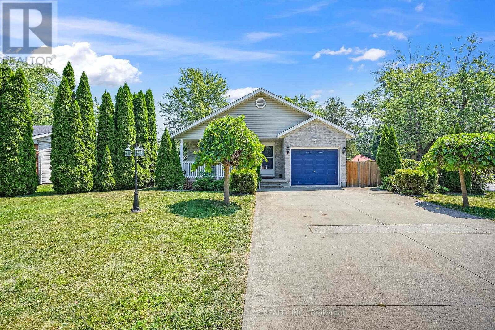 Property Photo: 3640 Aberdeen Street ON L2G 7X4