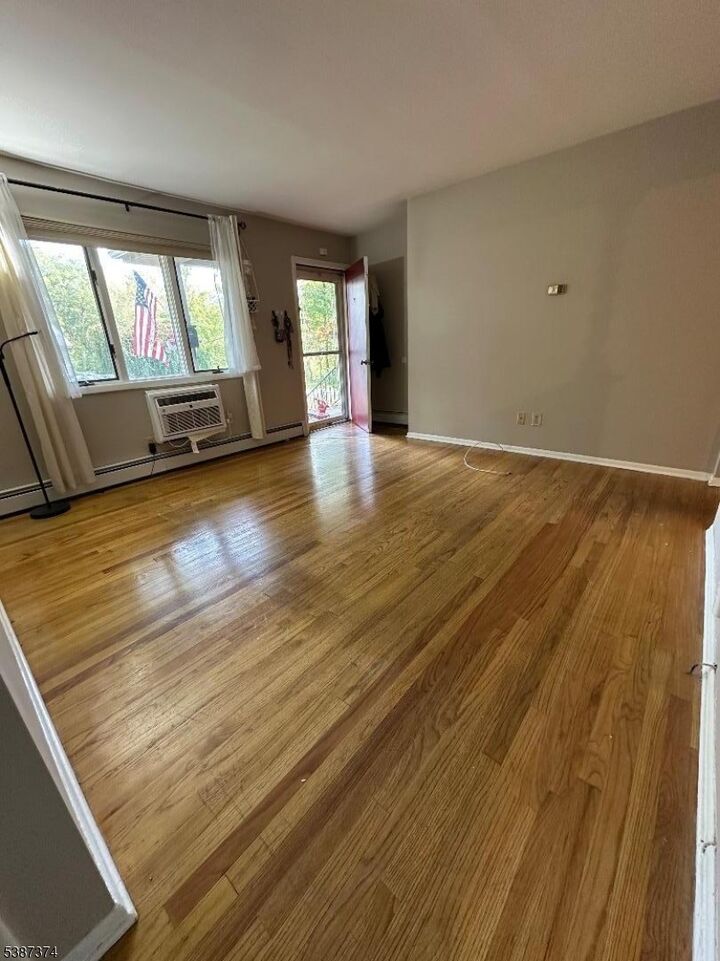 Property Photo:  9 Fern Pl  NJ 07456 