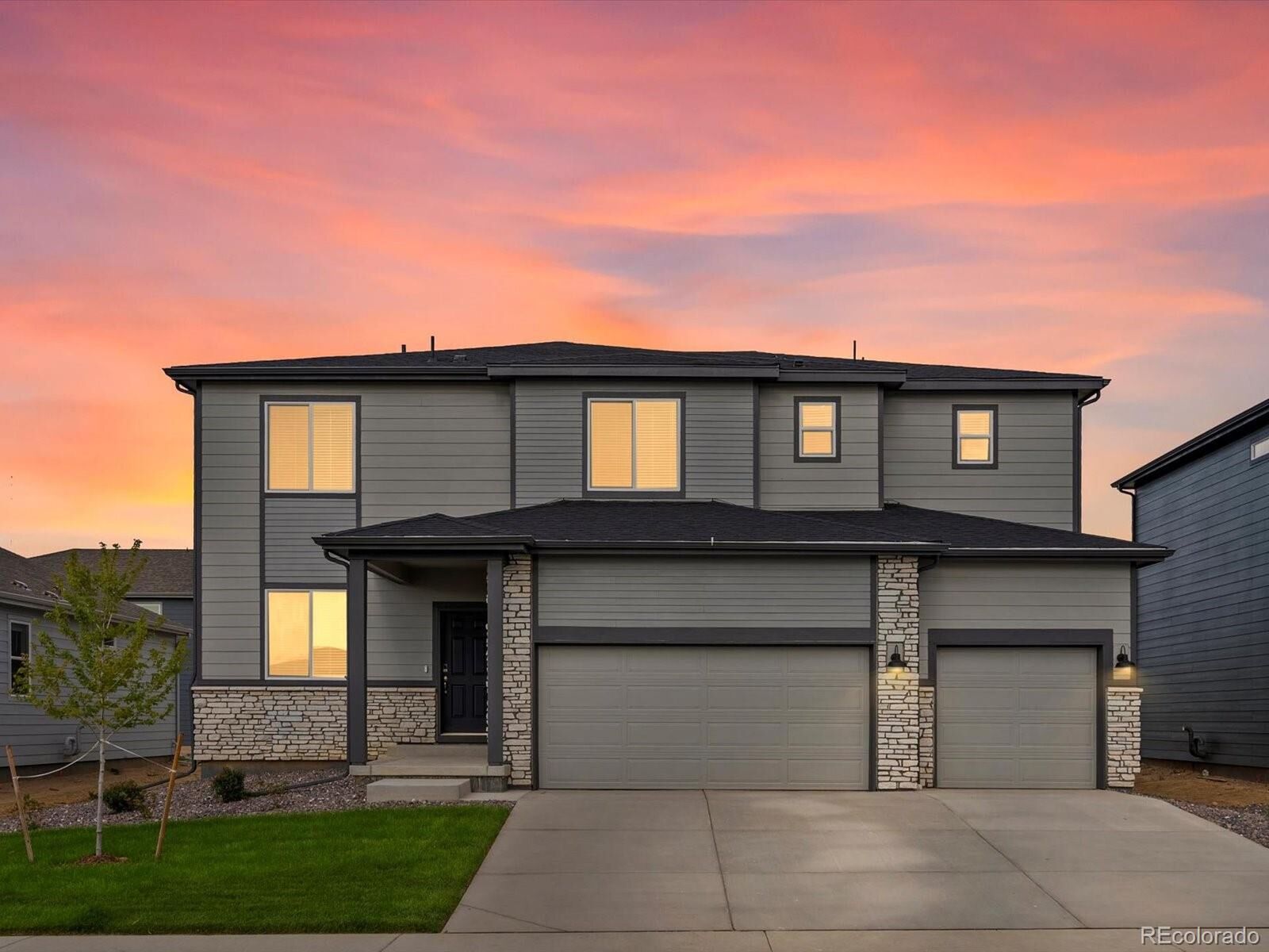 Property Photo: 1607 Nathan River Dr CO 80550