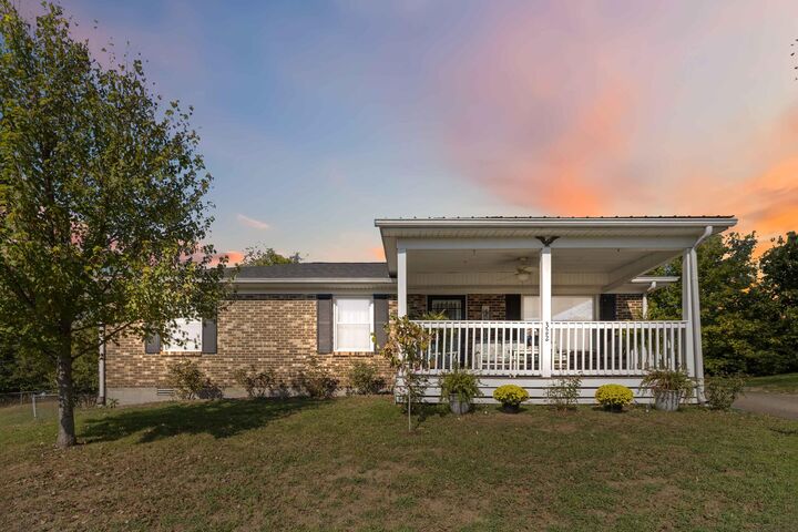 Property Photo: 322 Foxwood Drive KY 40356