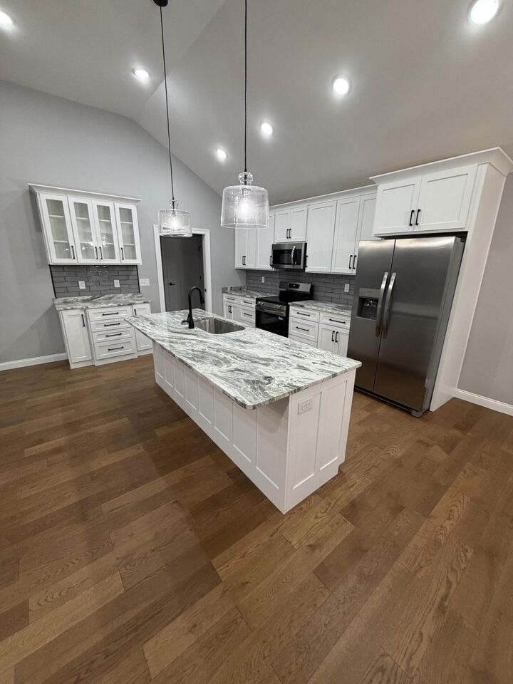 Property Photo: 101 Lone Oak Court KY 42503