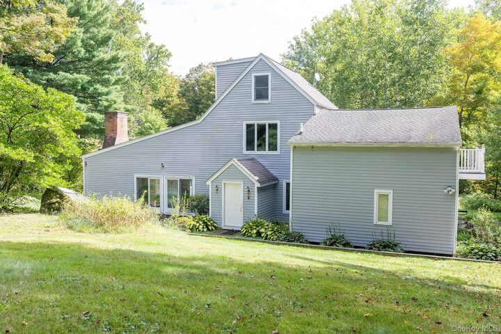 28 Clinton Corners Road  Salt Point NY 12578 photo
