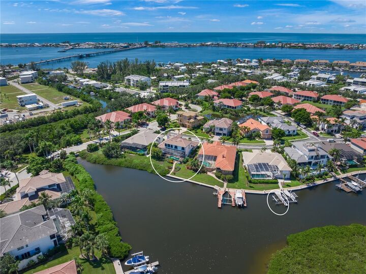 Property Photo: 12509 Safe Harbour Drive FL 34215