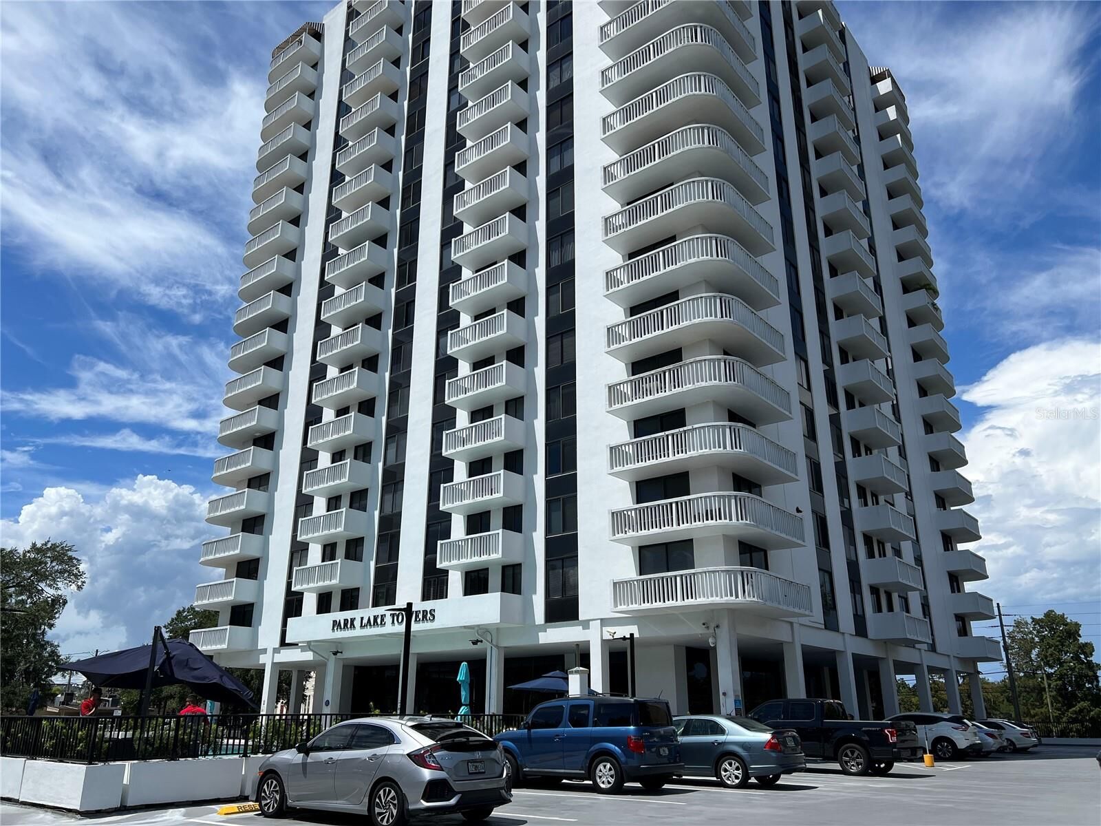 Property Photo:  400 E Colonial Drive 602  FL 32803 