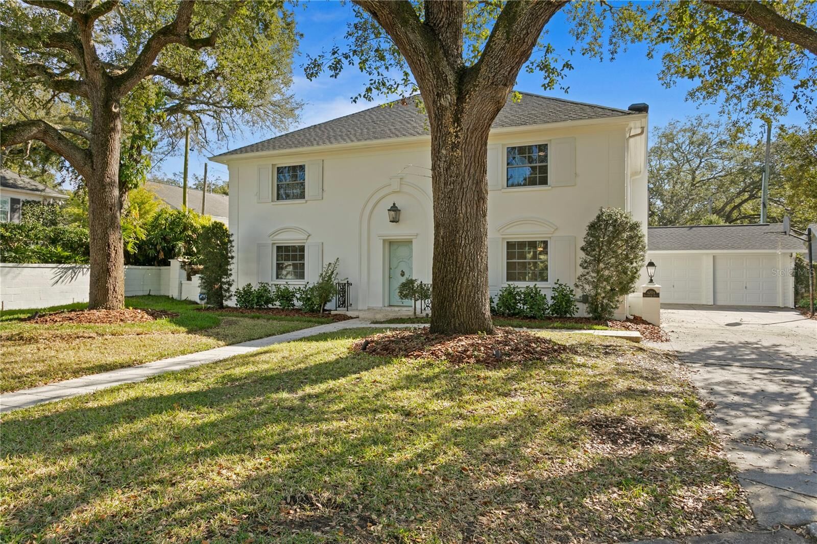 Property Photo:  4704 W Brookwood Drive  FL 33629 