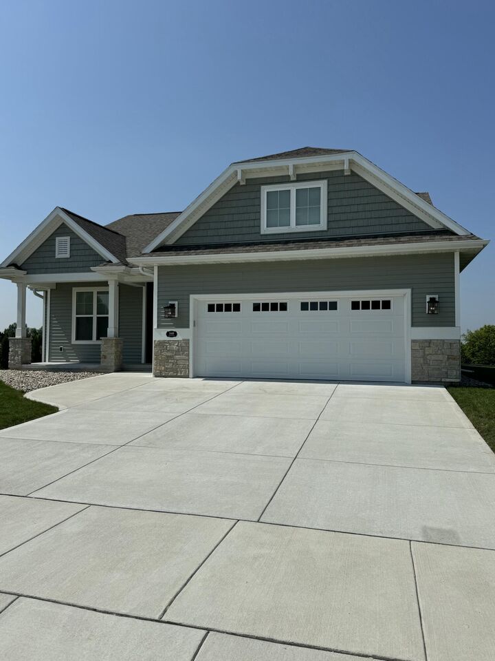 Property Photo: 349 Aspen St WI 53004