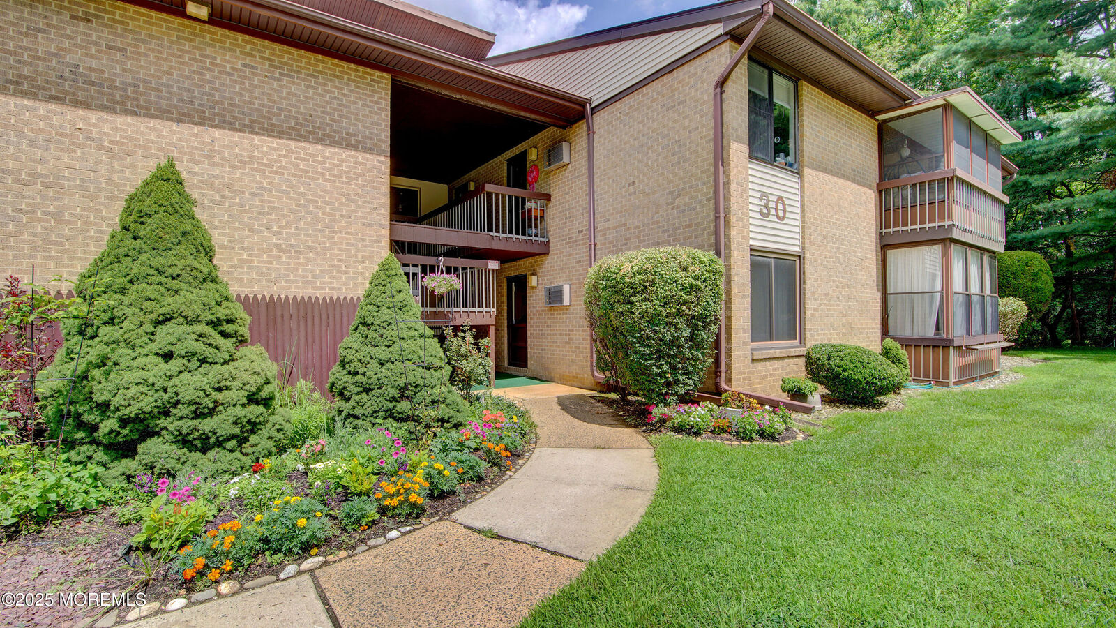 Property Photo:  30 Meadow Green Circle #E  NJ 07726 