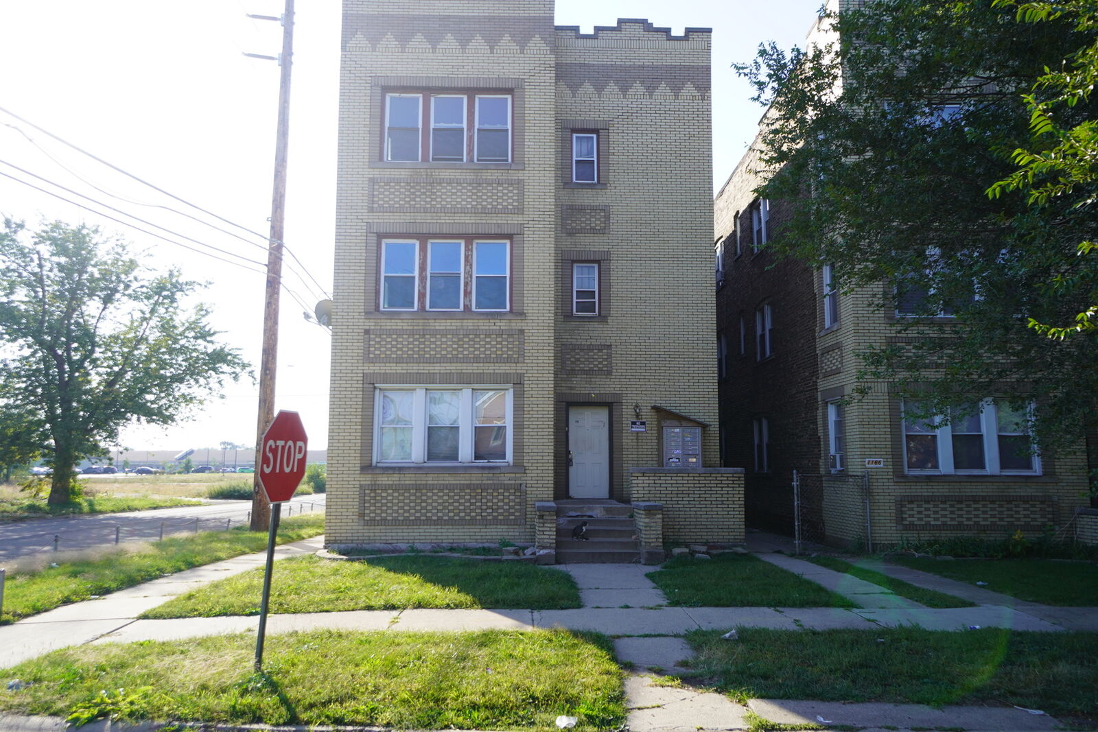 Property Photo:  1170 Connecticut Street 2  IN 46407 