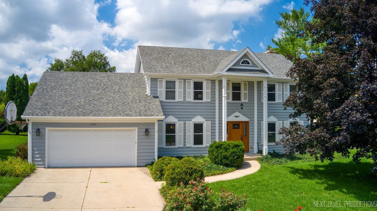 Property Photo:  2490 Lakeside Drive  IL 60504 