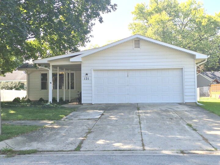 Property Photo: 131 E Jackson Street IL 60543