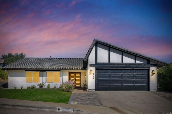 16955 Vinaruz Place  San Diego CA 92128 photo
