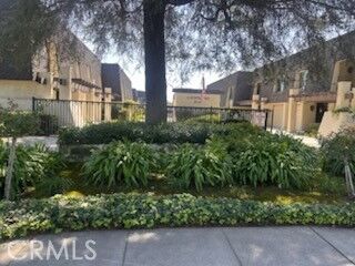 Property Photo:  914 Fairview Avenue 15  CA 91007 