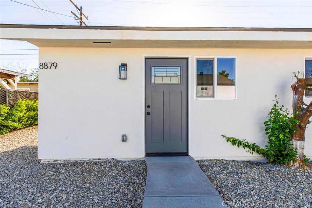 Property Photo:  8879 Morehart Avenue  CA 91352 