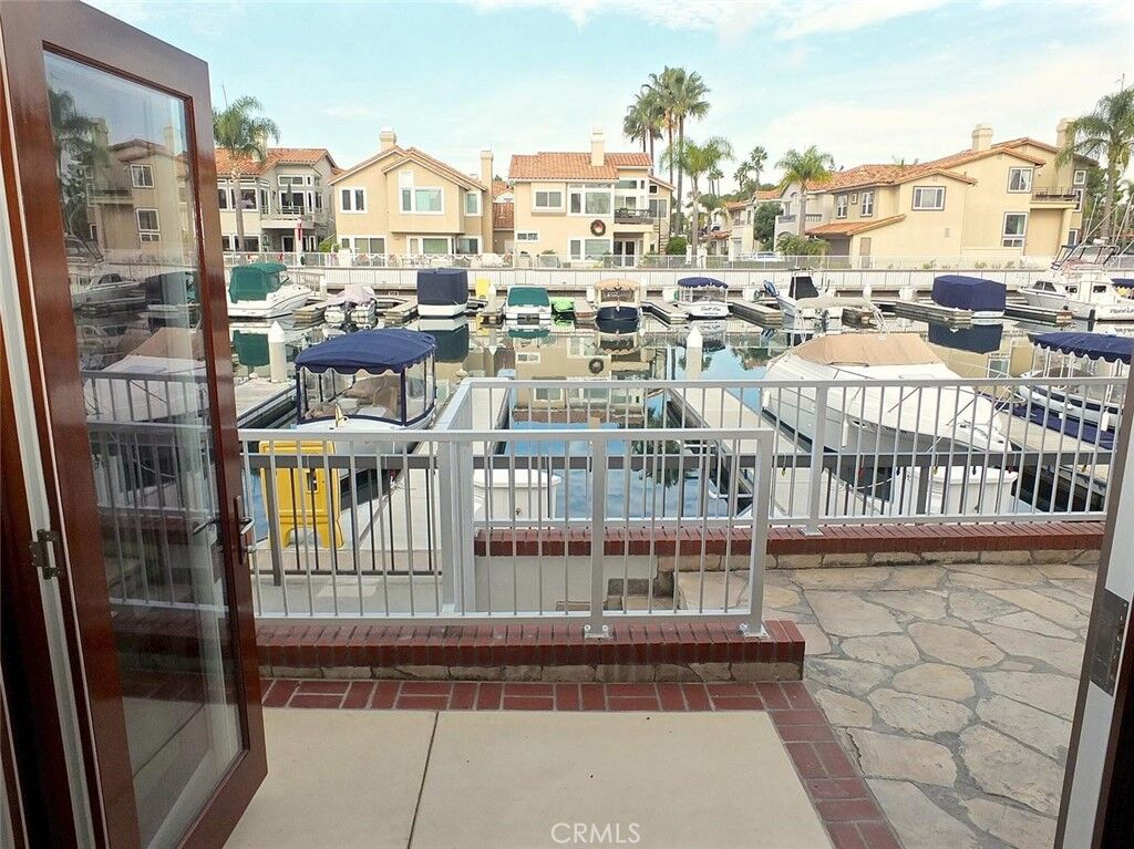 Property Photo: 347 Empire Landing CA 90803