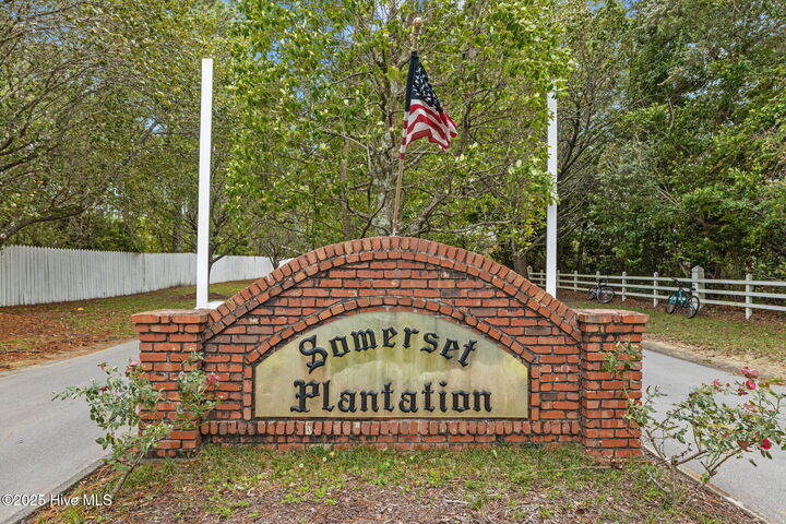 Property Photo:  107 Portsmouth Lane  NC 28570 