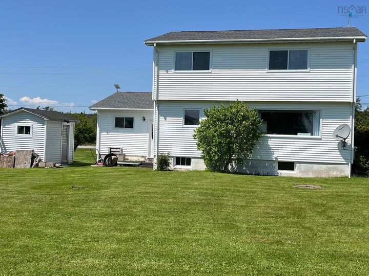 Property Photo:  3136 Highway 2  NS B0M 1B0 
