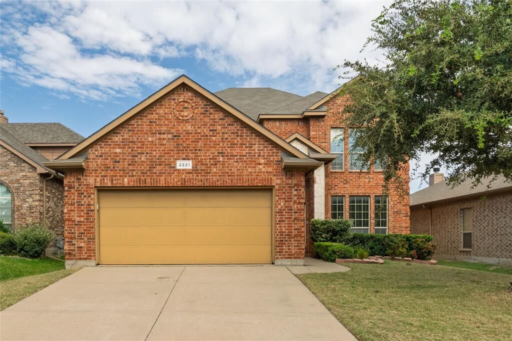 Property Photo:  2221 Laurel Forest Drive  TX 76177
