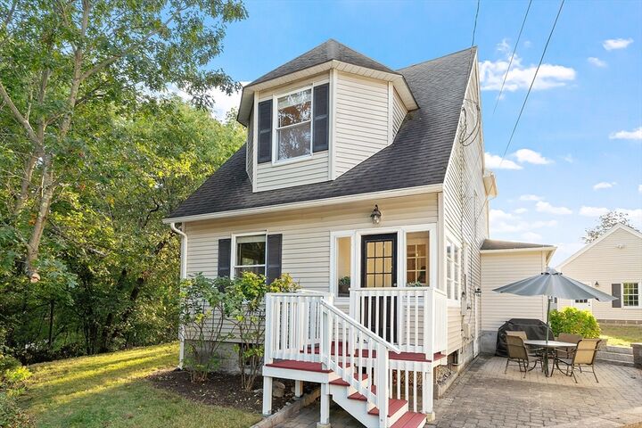Property Photo:  8 Grace Street  MA 01863 