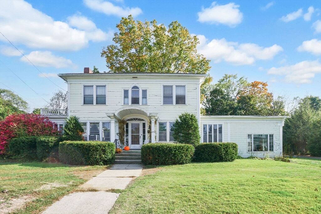 Property Photo: 2151 Main St. MA 01080