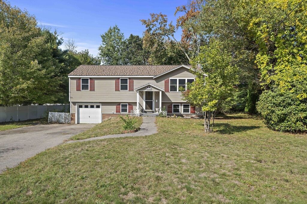 Property Photo:  16 Newhall Lane  MA 01950 
