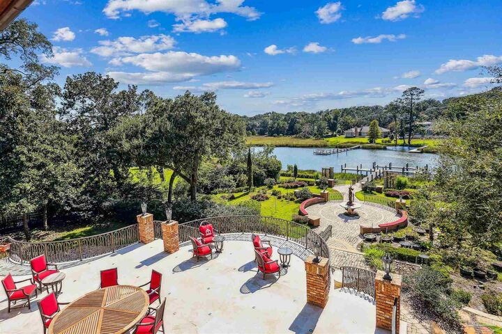 Property Photo:  835 Tanglewood Dr  FL 32503 