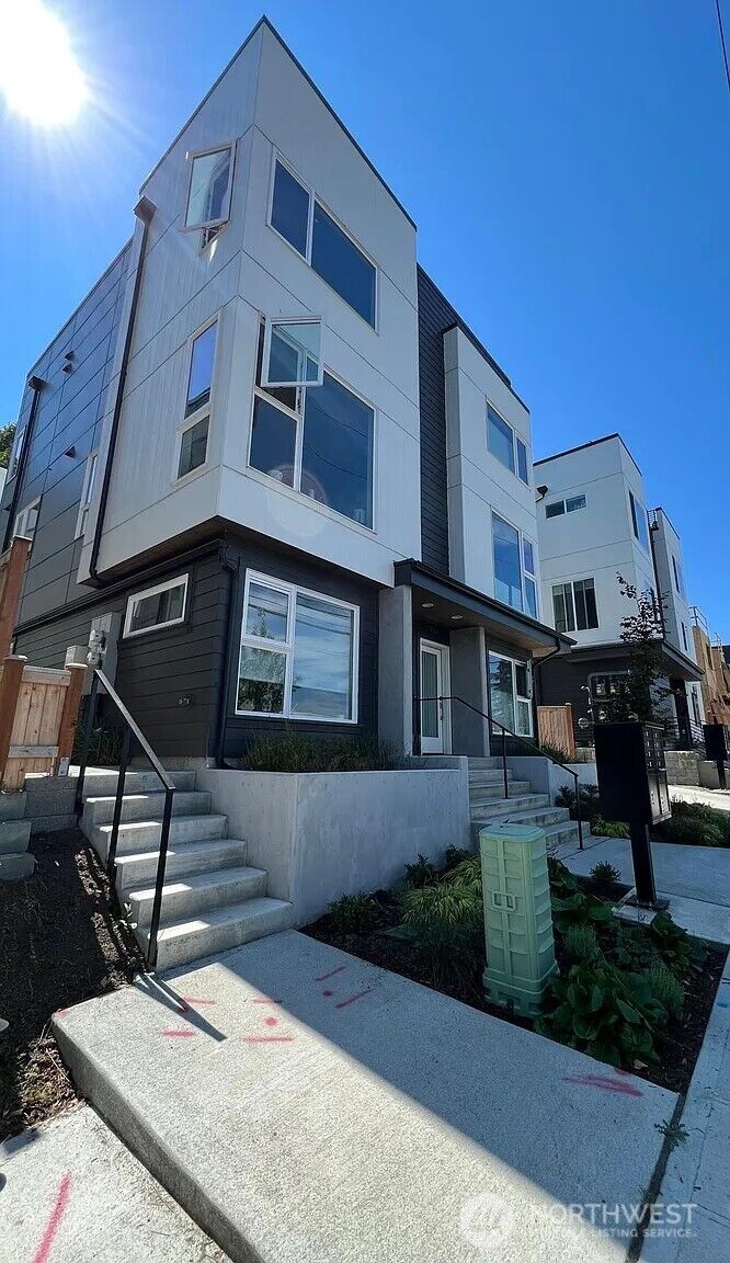 Property Photo:  3737 S Dawson Street  WA 98118 