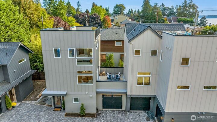 Property Photo:  5640  49th Avenue SW  WA 98136 