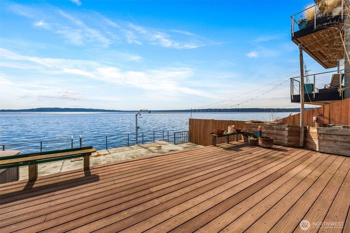 Property Photo:  2821 SW 172nd Place  WA 98166 