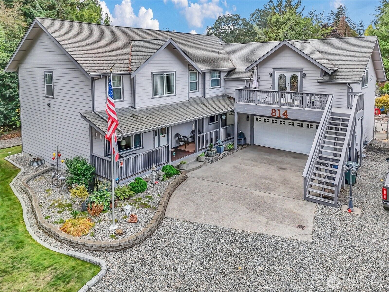 Property Photo:  814  105th Street S  WA 98444 