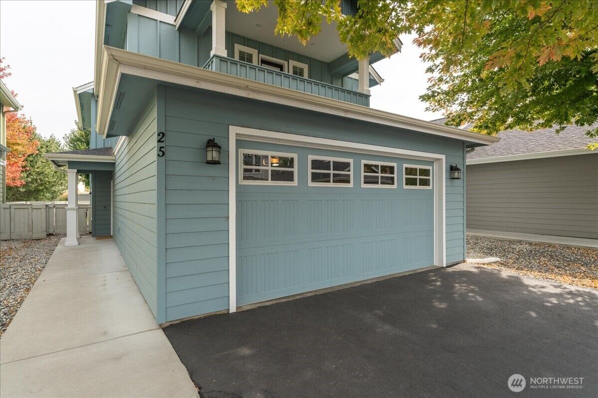 Property Photo: 2452 NW Columbia Avenue 25 WA 98802
