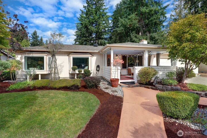 Property Photo:  10442 NE 142nd Street  WA 98034 