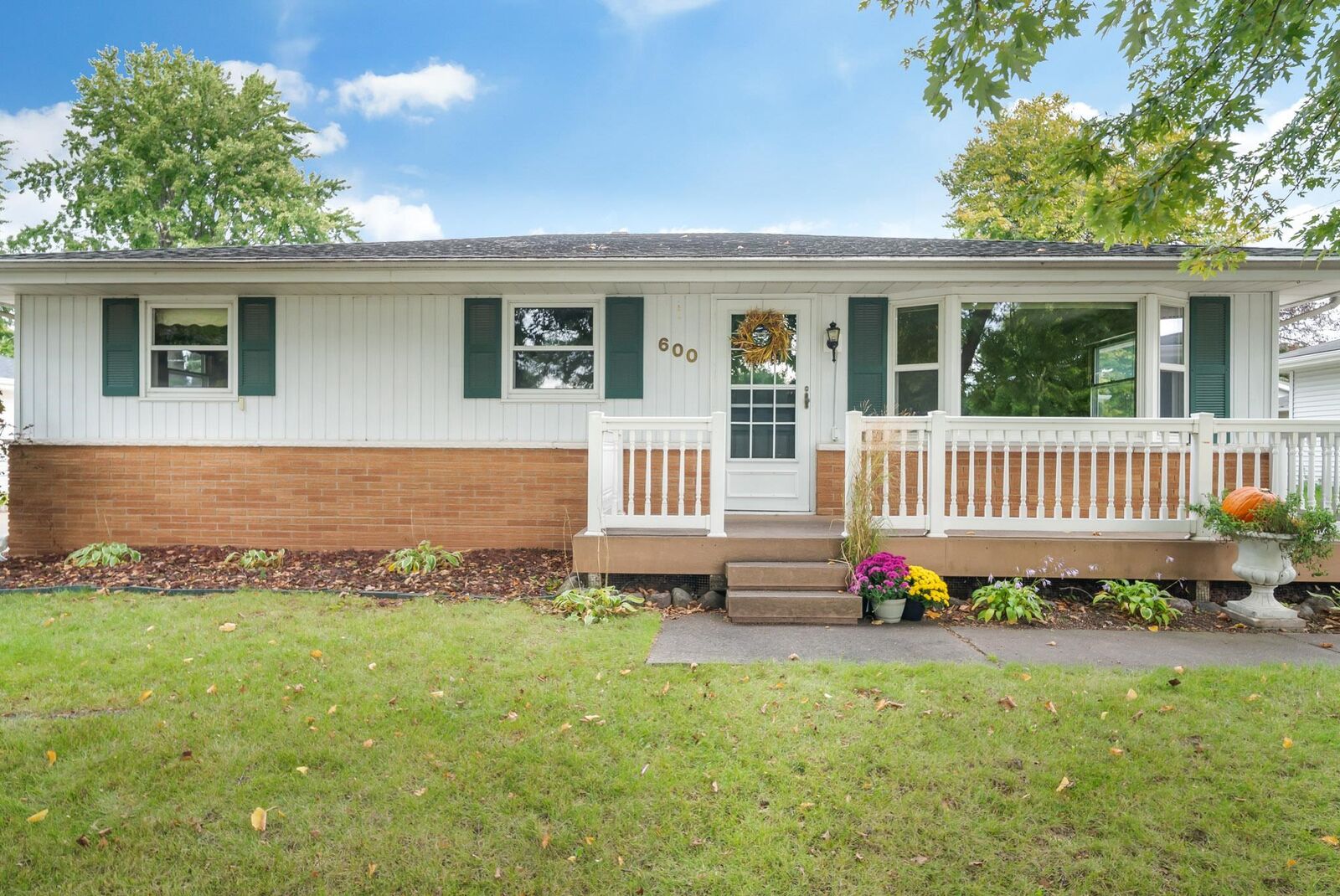 Property Photo:  600 S Theodore Street  WI 54915 