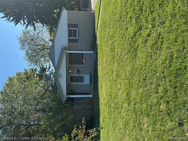 Property Photo: 6939 Banner Street MI 48180