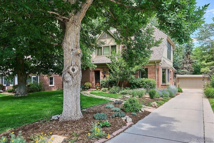 Property Photo: 258 Eudora Street CO 80220
