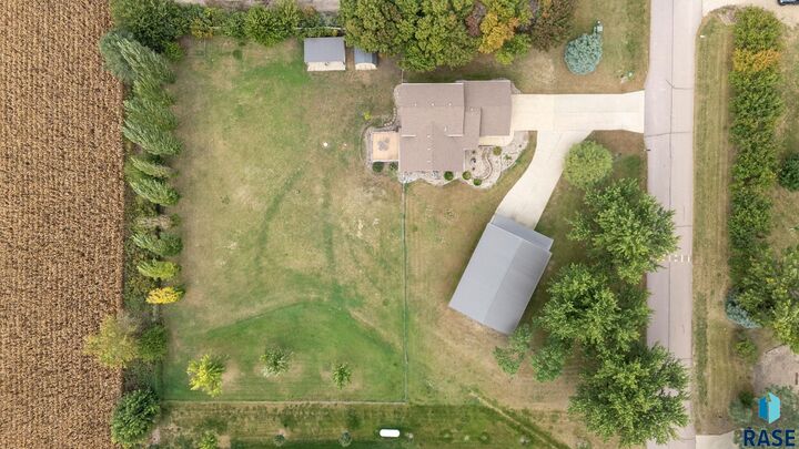 Property Photo:  26981 Elmen Pl  SD 57108 