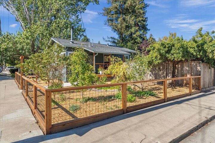 Property Photo:  229 Coulson Avenue  CA 95060