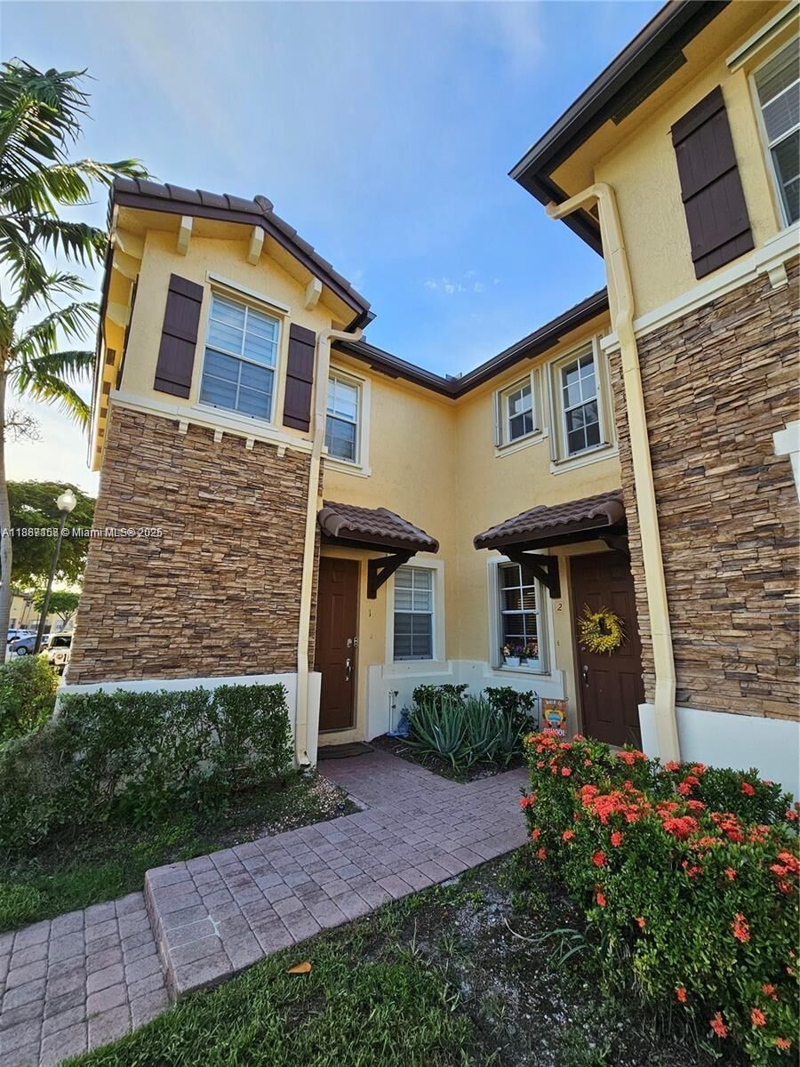 Property Photo:  9153 SW 227th St 1  FL 33190 
