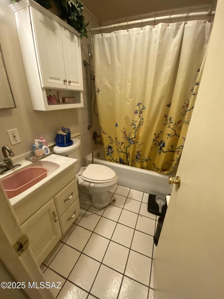Property Photo:  6221 E 24th Street  AZ 85711 