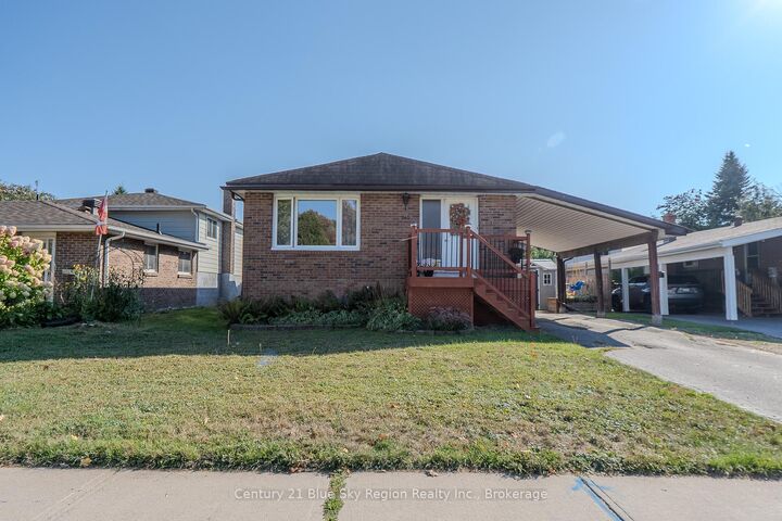 Property Photo: 340 Cartier Street ON P1B 8N5