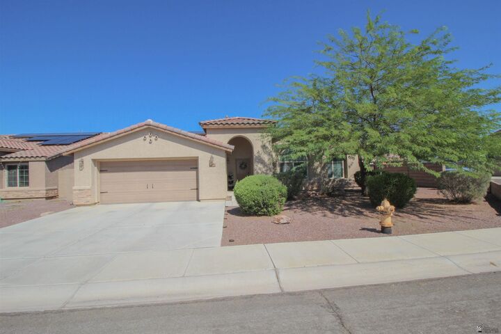 Property Photo: 11588 E 36 St AZ 85367