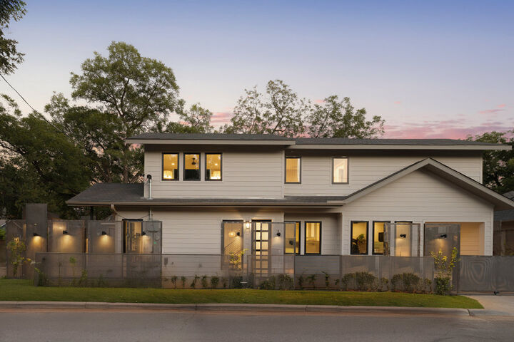 1401 E 3rd Street 1  Austin TX 78702 photo