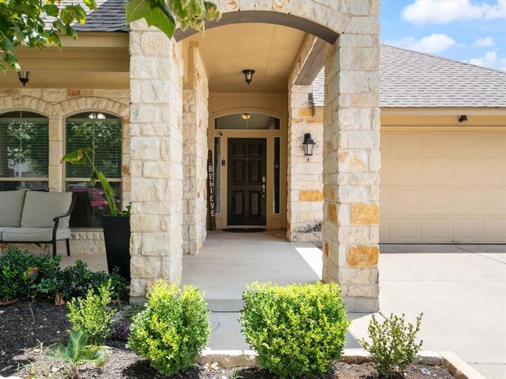 Property Photo:  636 Joppa Road  TX 78641 