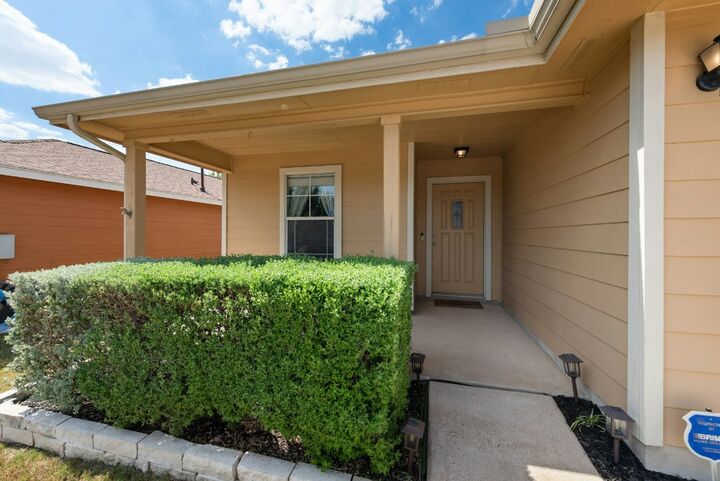 Property Photo:  13036 Date Palm Trail  TX 78621 