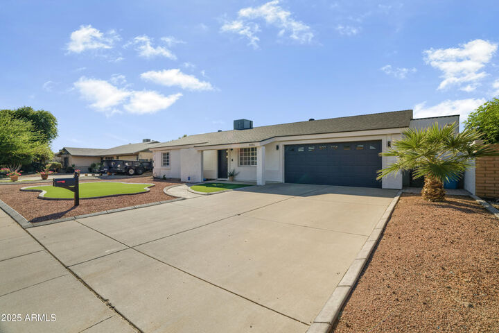 Property Photo:  8001 W Turney Avenue  AZ 85033 