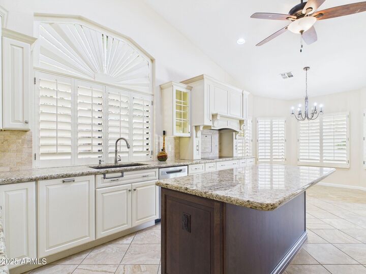 1635 W Wisteria Drive  Chandler AZ 85248 photo