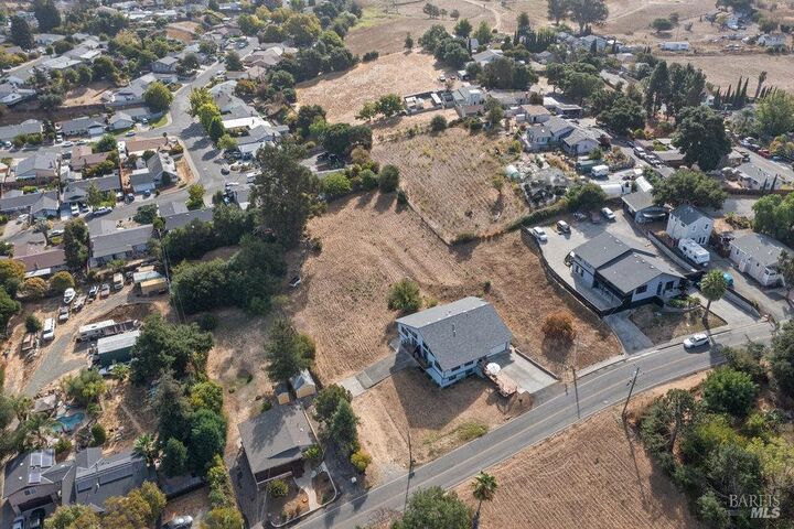 Property Photo:  470 Banning Way  CA 94591 