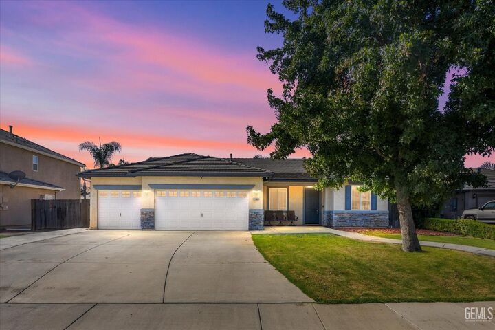 11603 Bocelli Avenue  Bakersfield CA 93312 photo